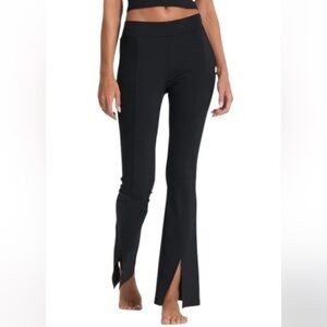 Vuori lux rib split bootcut pants in black